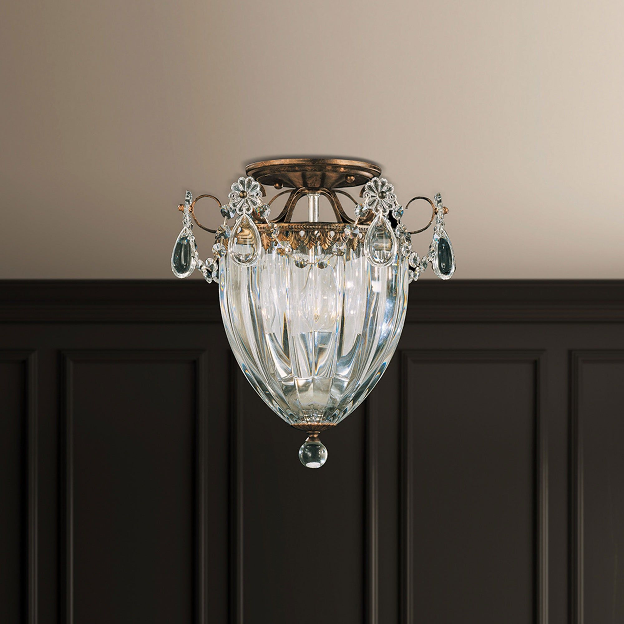 Bagatelle Close-to-Ceiling