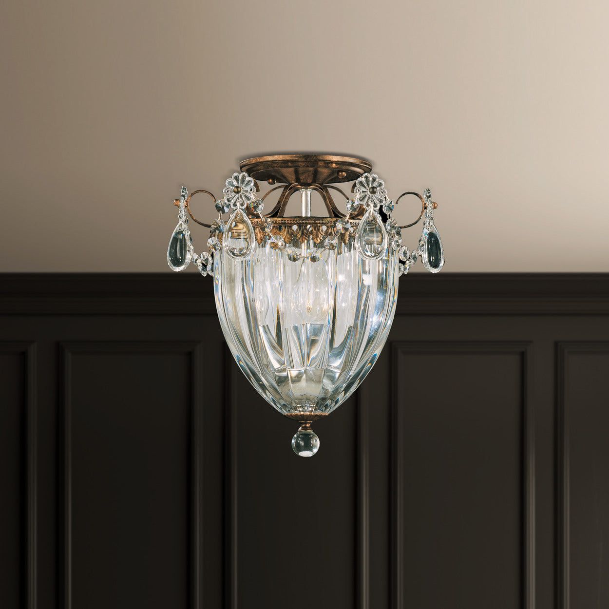 Bagatelle Close-to-Ceiling