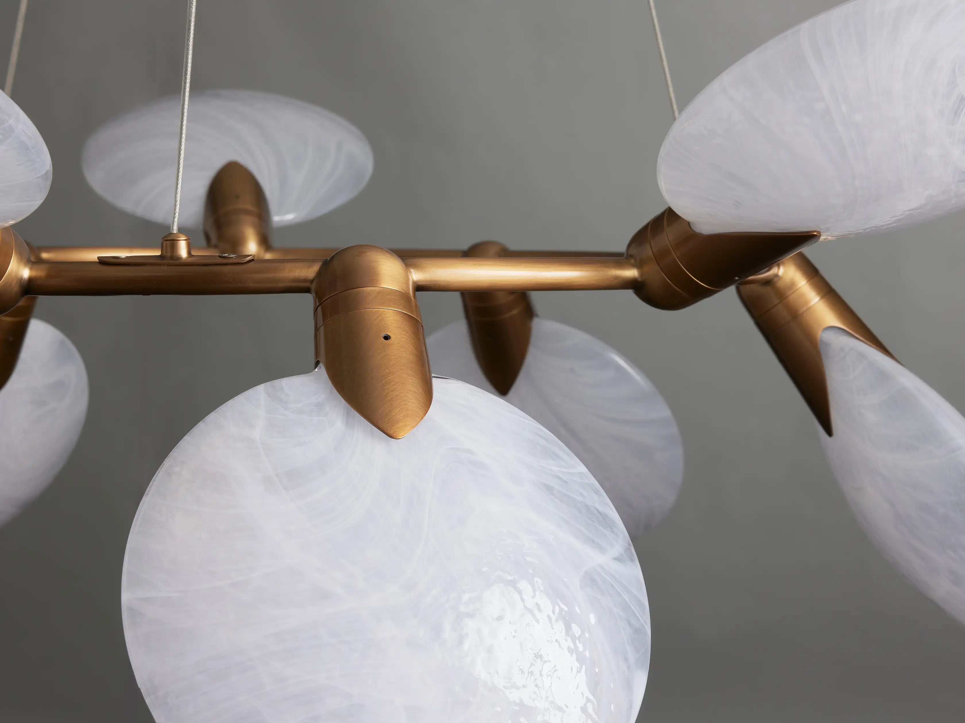 Lyla Halo Chandelier-MEET LIGHTING
