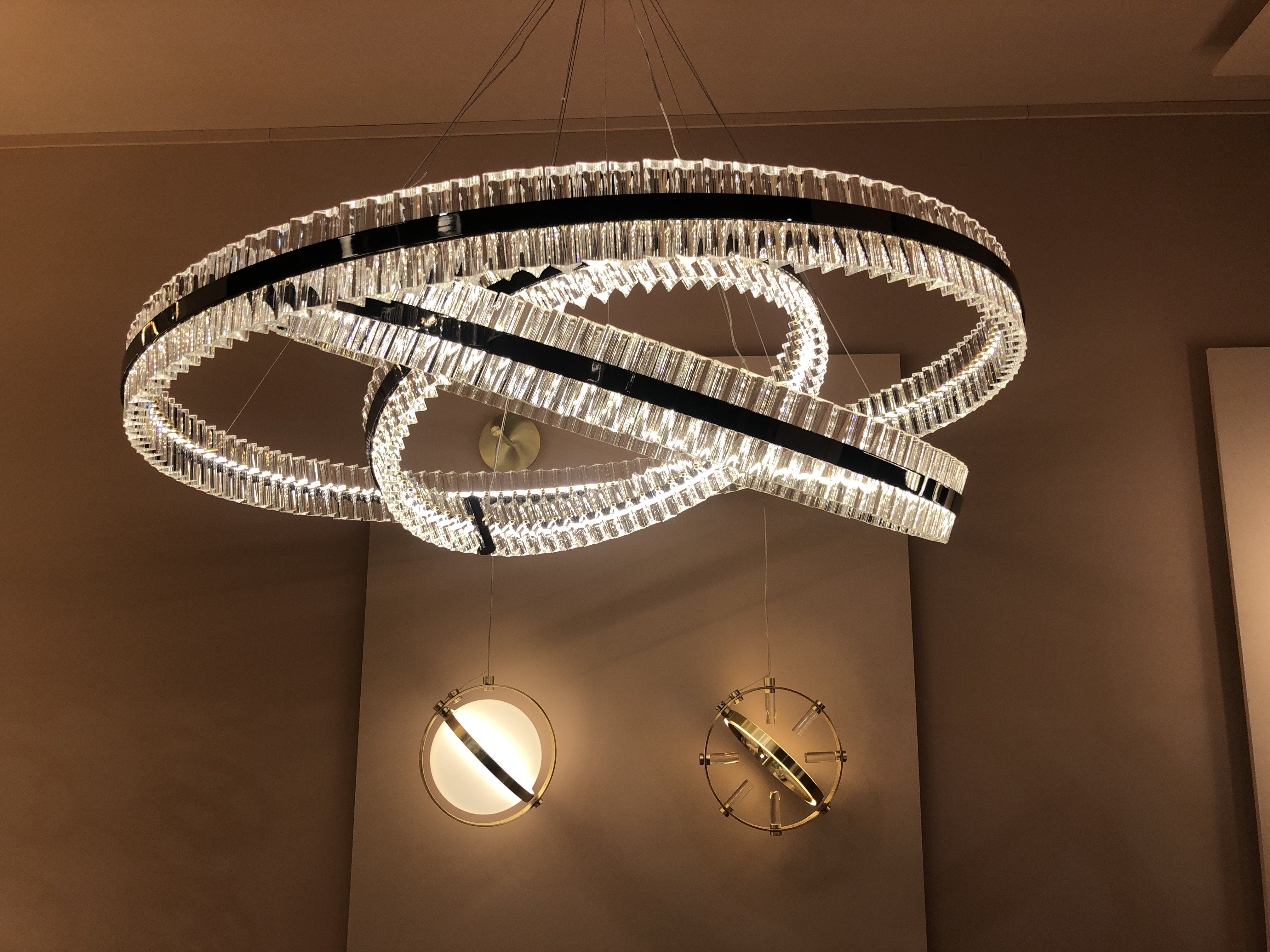 Aquinox 2-Tier Oval Chandelier-MEET LIGHTING