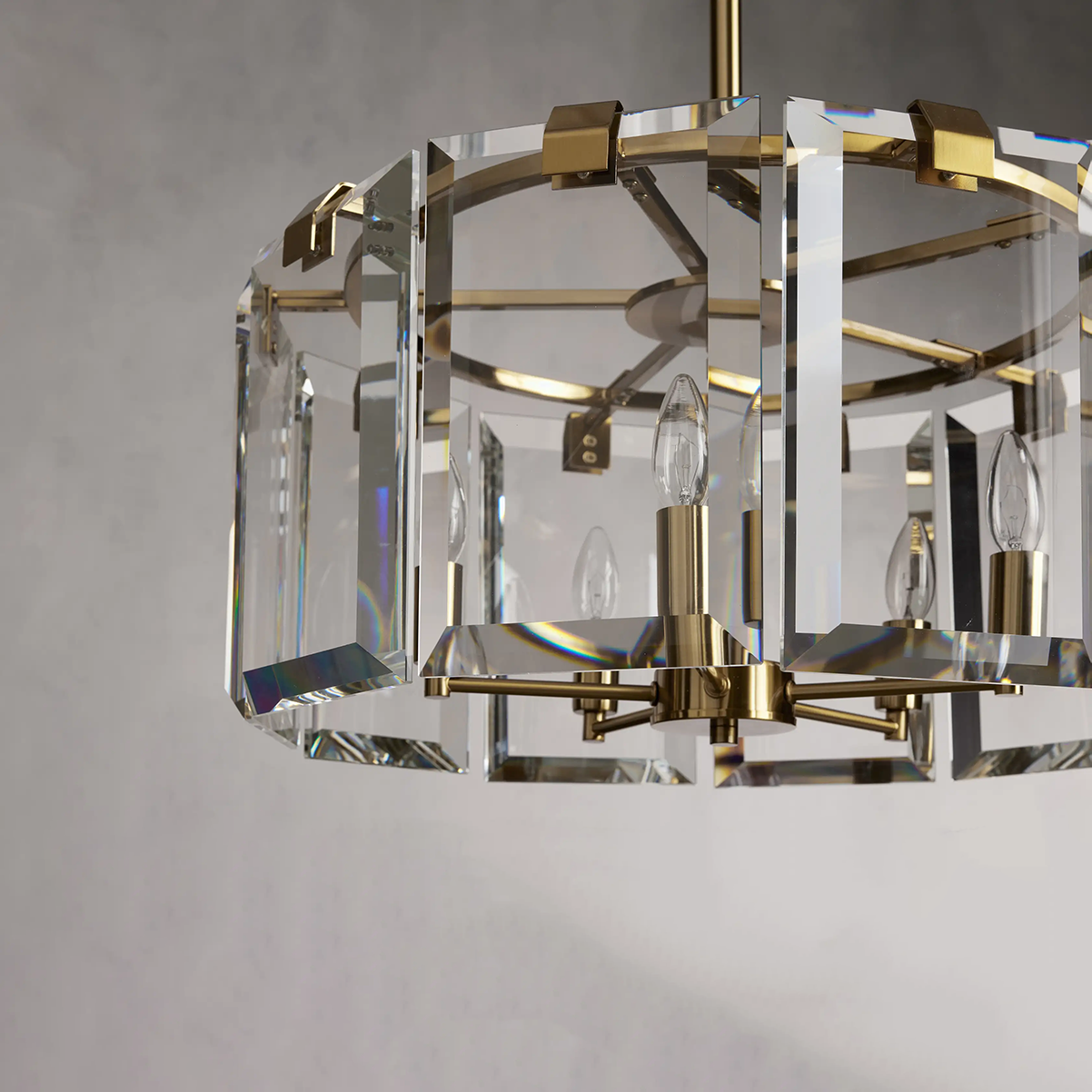 Modern Amaya Round Chandelier-Momo Lighting