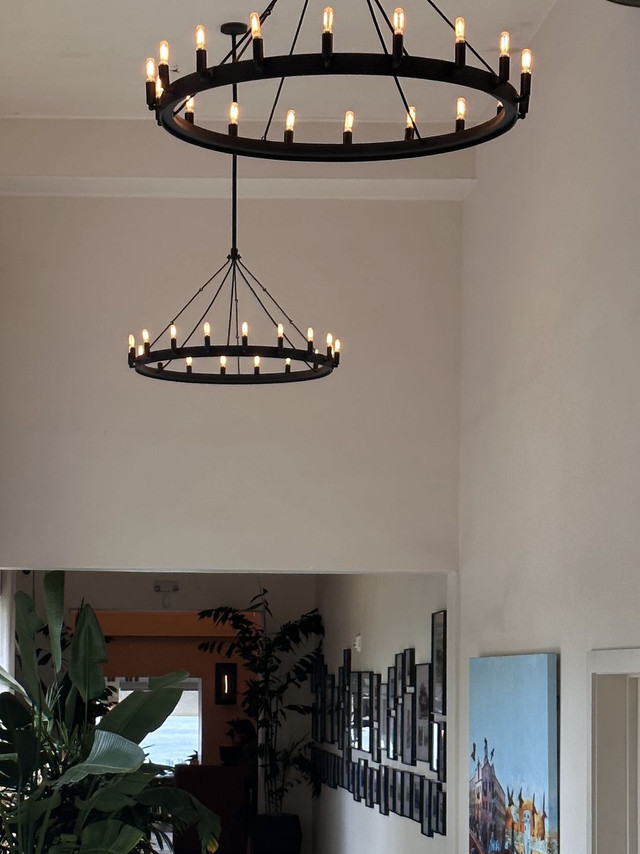 Camine Vintage Candelabra Round Chandelier 73"