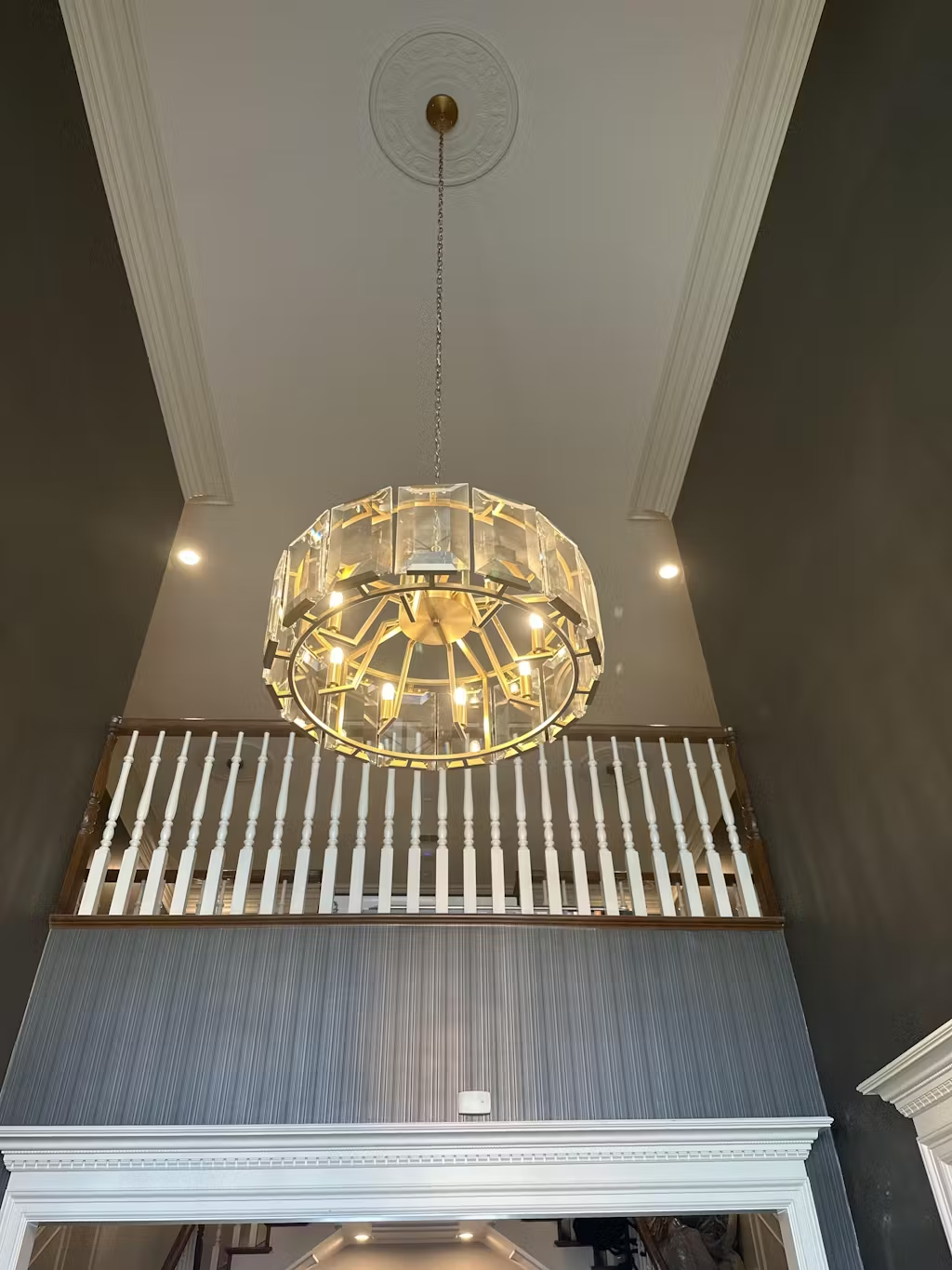 Harlow Crystal Round Chandelier 31"