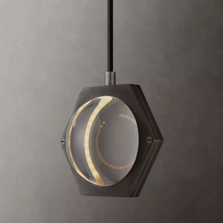 Eclatant Pendant