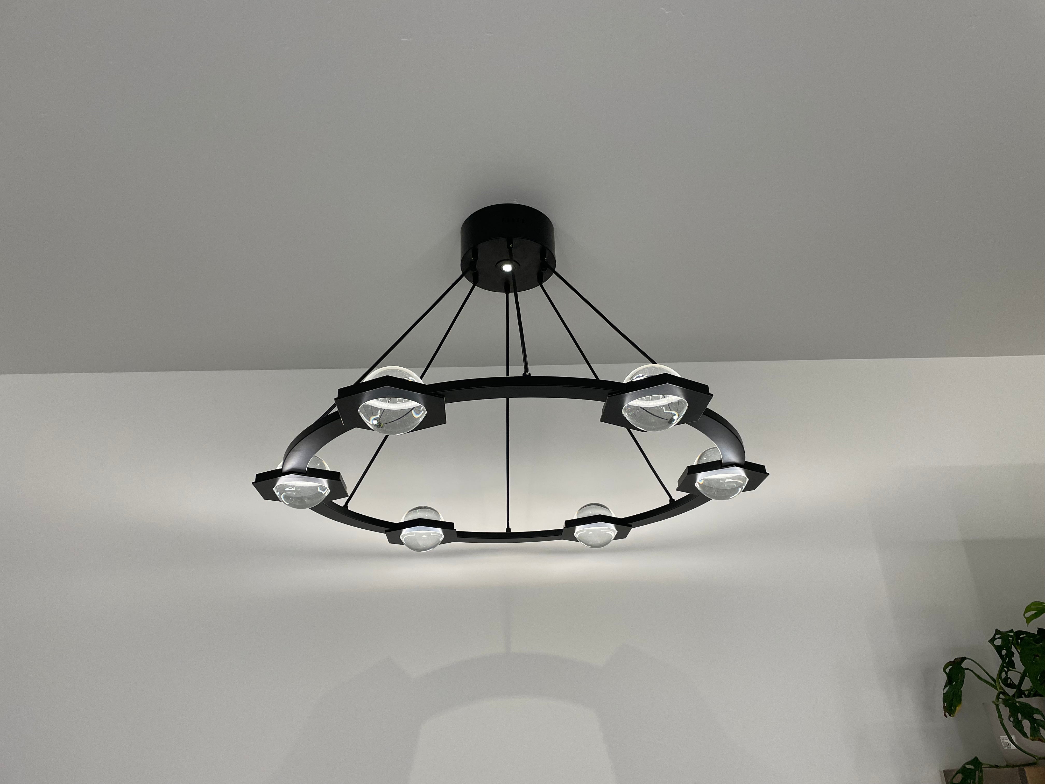 Eclatant Round Chandelier 36"