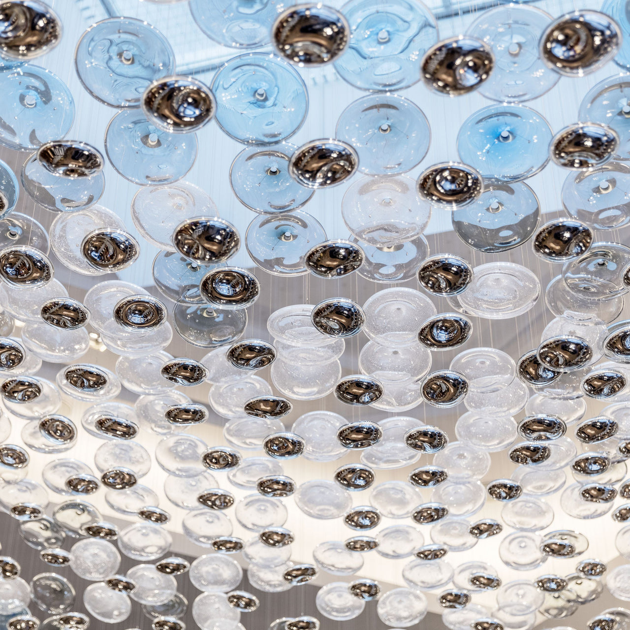 Flying Surge Chandelier-MEET LIGHTING