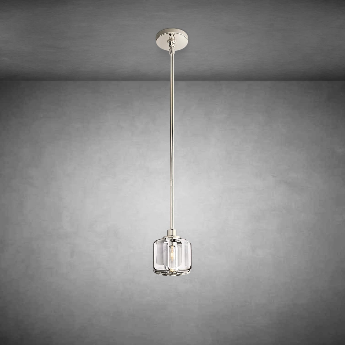Domaret Pendant